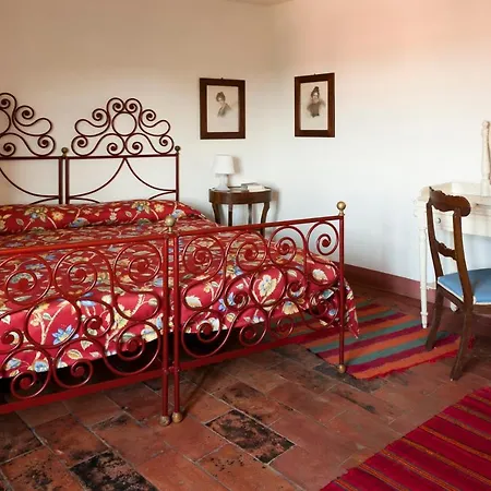 Castello Di Country house