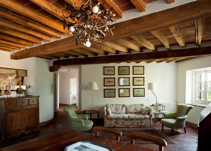 Castello Di カントリーハウス